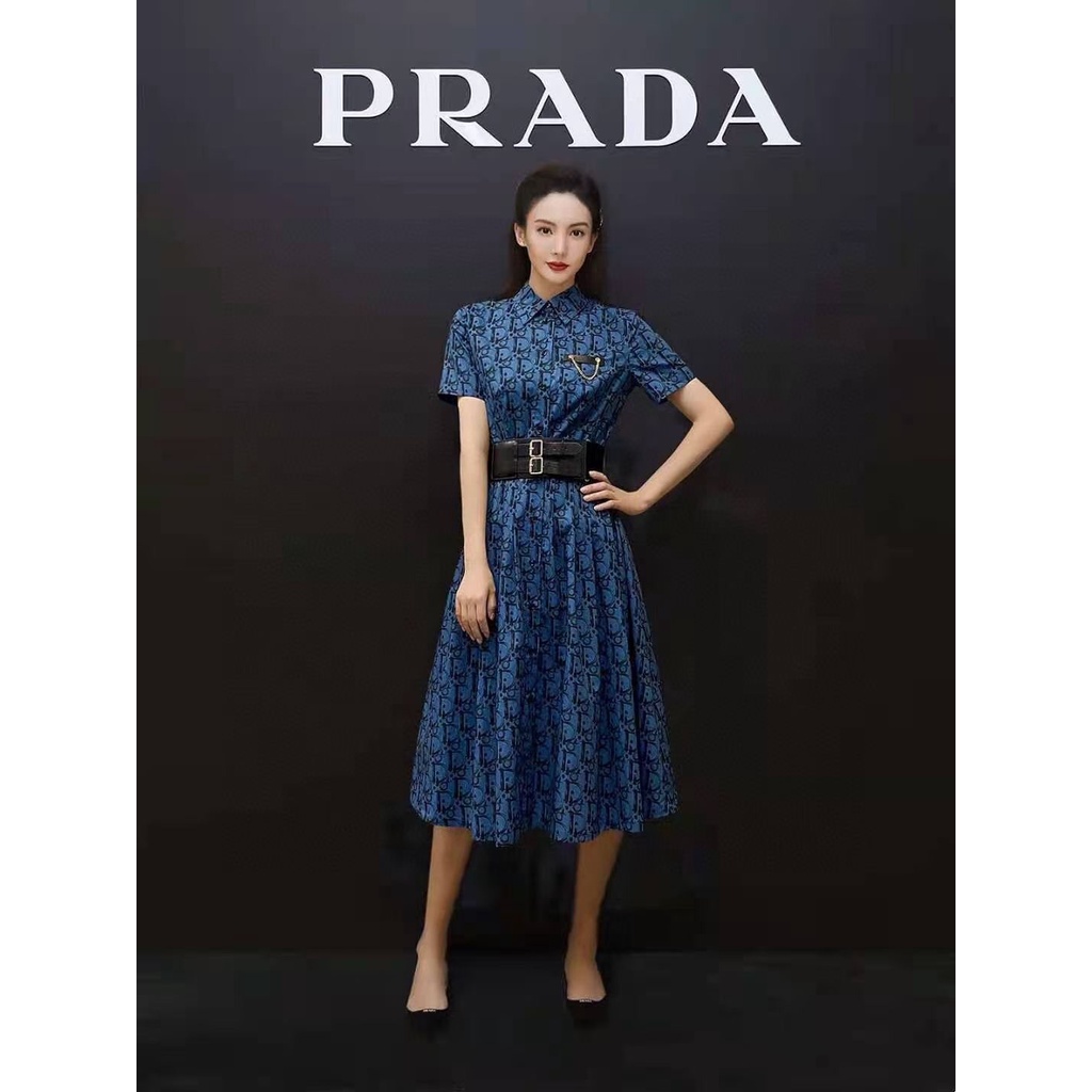 Váy xòe dáng dài, cổ sơ mi, tay ngắn, có đai tùy chỉnh bản to CD dior
