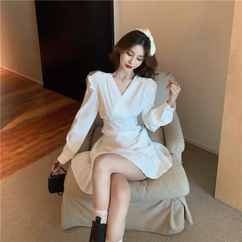 ĐẦM LỤA ĐUÔI CÁ PHỐI BÈO XINH XUẤT SẮC
