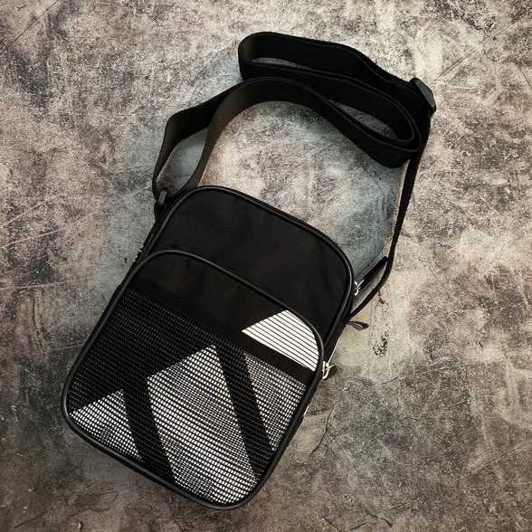 ⚡️ XUẤT DƯ ⚡️ Túi đeo chéo Adidas EQT Mini Bag màu đen FULL TEM TAG | BigBuy360 - bigbuy360.vn