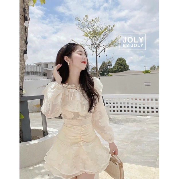 SÉT ÁO REN CỔ BÈO HOA NỔI + CHÂN VÁY