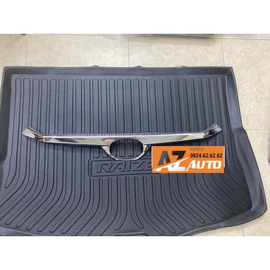 Ốp mặt calang Toyota Raize - mạ crom sáng bóng