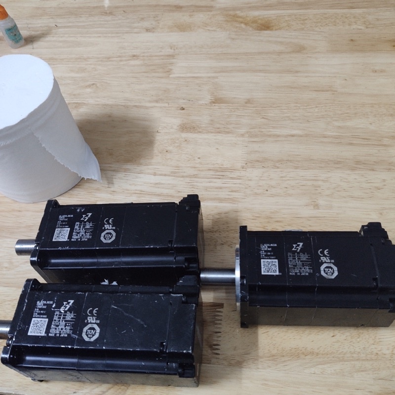 Động cơ servo yaskawa Sigma7 200W