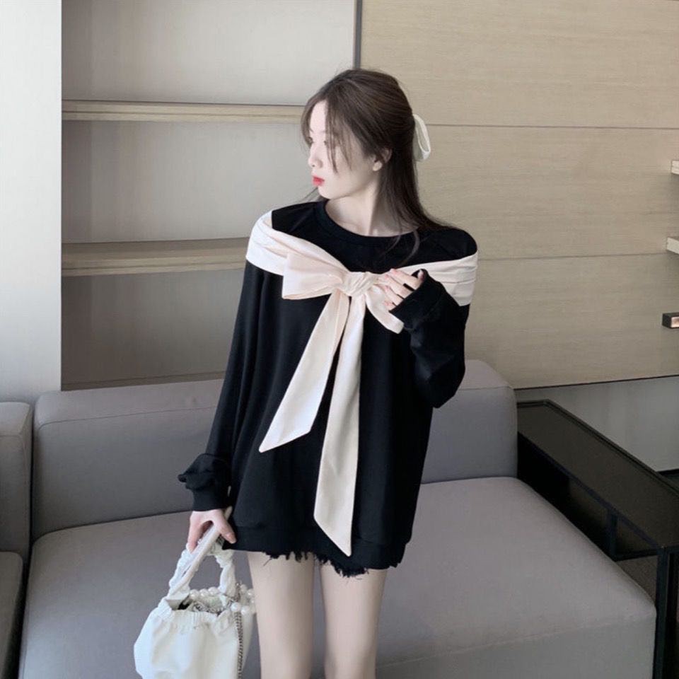 Áo len đen thiết kế Hàn Quốc