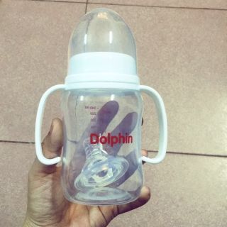 Bình sữa Dolphin 180ml,240ml tay cầm + tặng kèm 1 bàn chải đánh răng