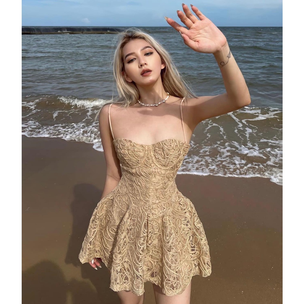 Đầm 2 dây họa tiết