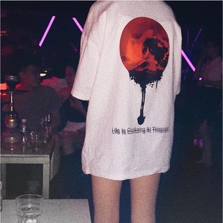 Áo tay lỡ unisex -Over tee moon red -2 màu: trắng, đen -size us M,L,XL