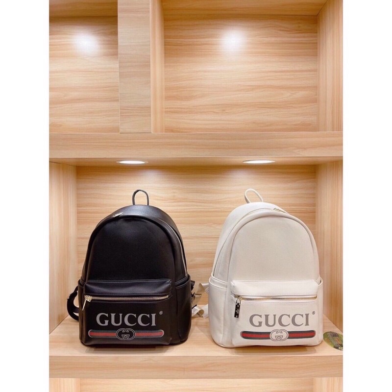 Balo Gc size to đựng vừa vở kẻ ngang giấy A4