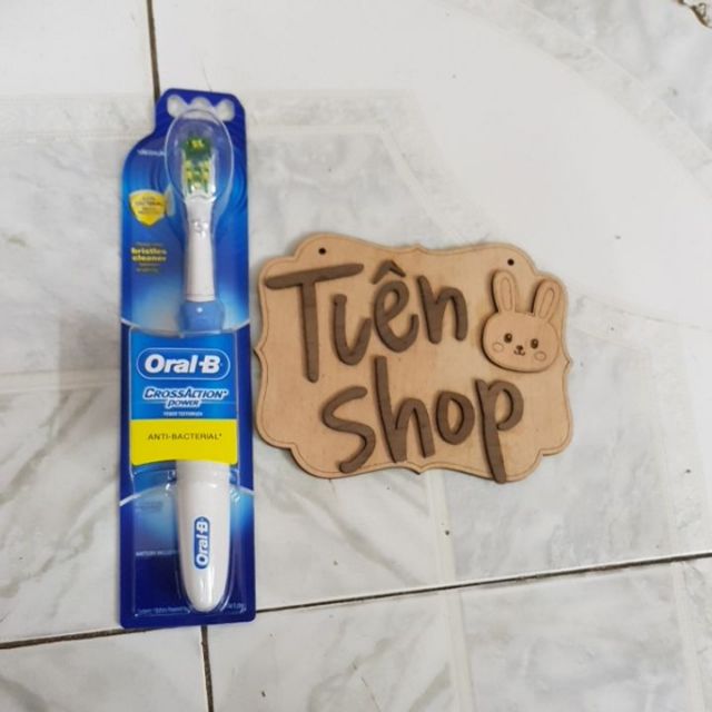 Bàn chải điện oral B