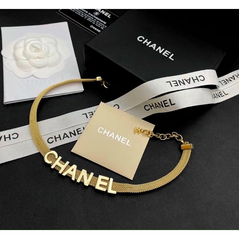 Vòng cổ hình vòng cung bẹt siêu sang