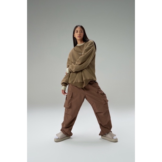 ÁO NỈ DÀI TAY THEFLUSH TFL GENEROSITY SWEATER