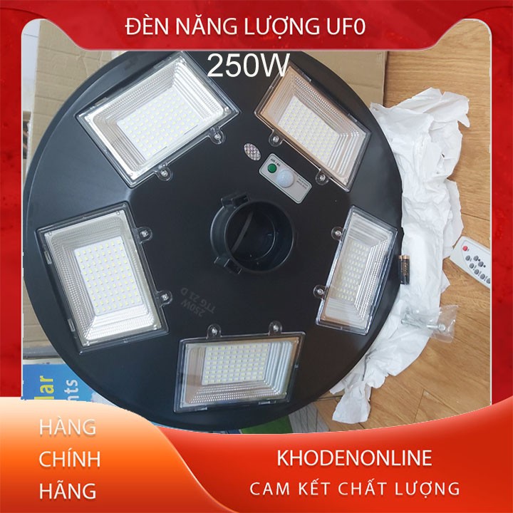 Đèn UFO 250W năng lượng mặt trời - Chiếu sáng sân vườn, công viên