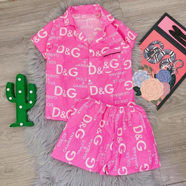 Bộ pijama chữ