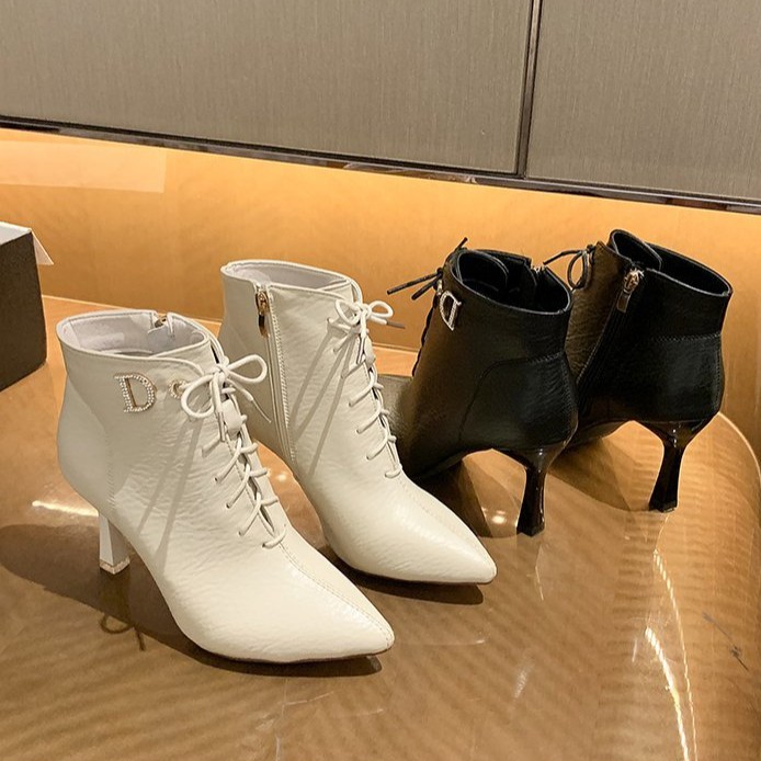 💖FULLBOX BOOT💖 Bốt nữ da gót nhọn chữ D | BigBuy360 - bigbuy360.vn