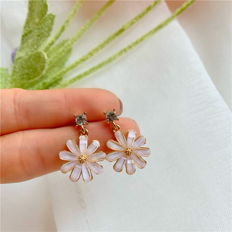 Khuyên tai kẹp không bấm lỗ chốt cố định K126 bằng hợp kim mạ vàng hình bông hoa dáng midi Leous Accessories