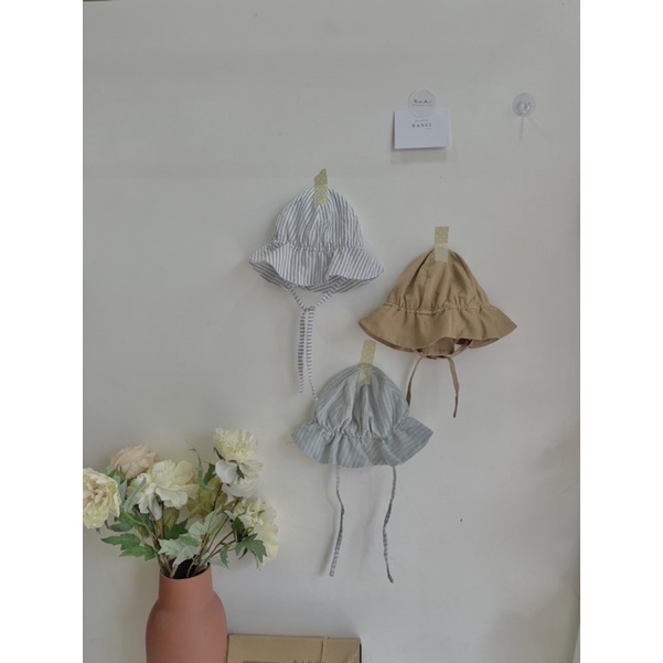 Nón tai bèo em bé có dây cột Nanci room