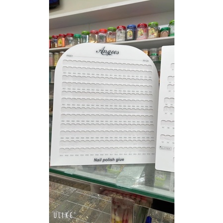 Bảng trưng bày mẫu chân đứng siêu hót