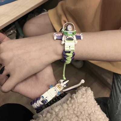 Buzz Lightyear Tích gỗ Vòng đeo tay dệt vòng tay dây đeo tay sinh viên nam nữ quà sinh nhật cặp đôi vòng tay đồ trang sứ