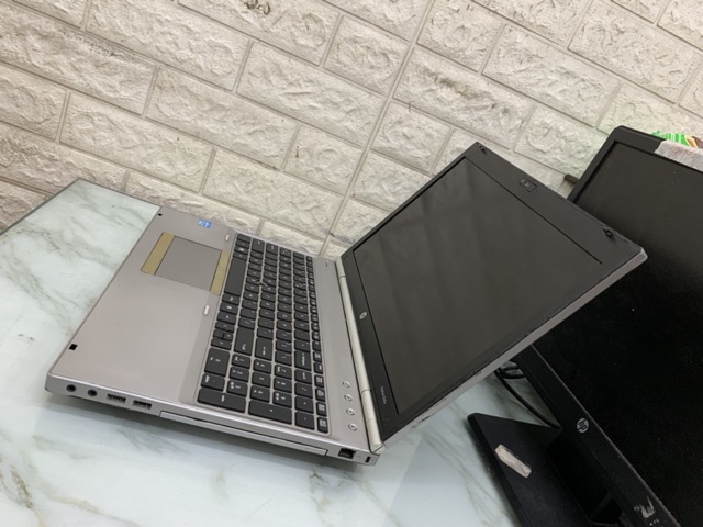 HP EliteBook 8560P i5-2520M ram 4gb 500gb