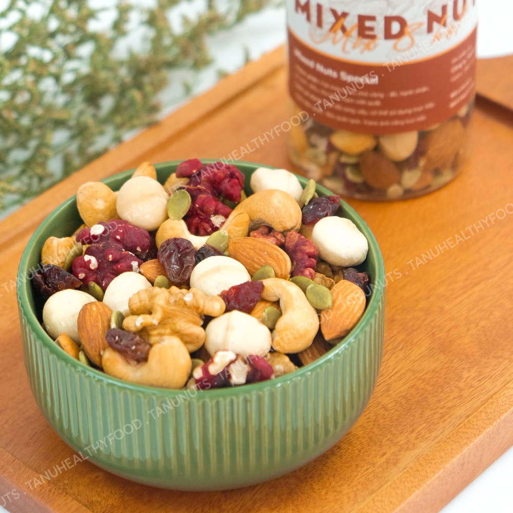 Combo hạt dinh dưỡng mix 8 loại hũ 350g và granola siêu hạt 15% yến mạch hũ 500g TANU NUTS.
