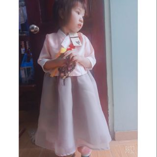 Bộ hanbok dành cho bé gái
