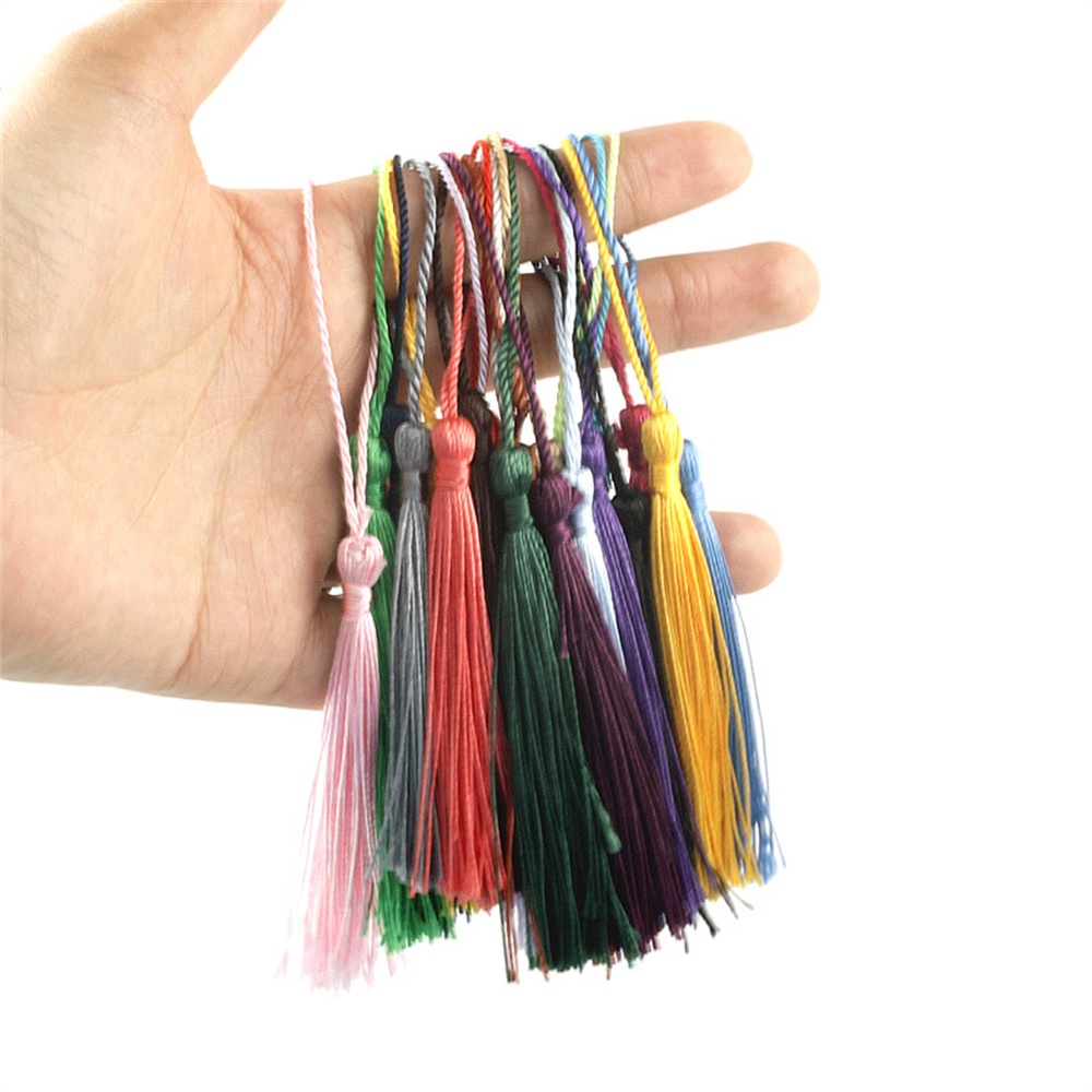 Set 3 phụ kiện đánh dấu trang sách gắn tua rua xinh xắn