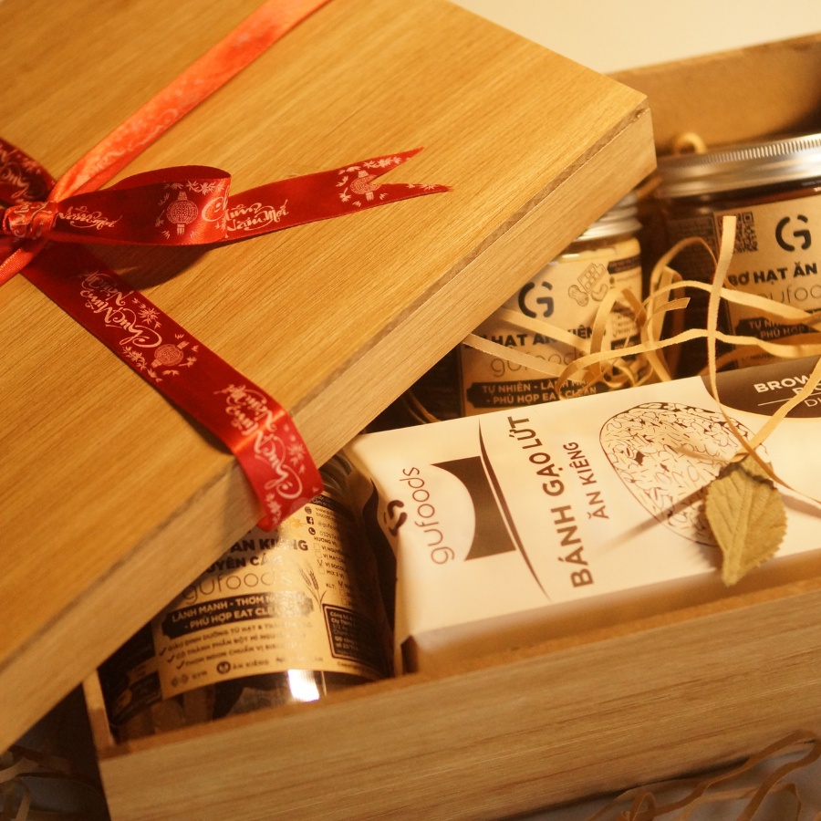 Hộp quà tặng GUfoods - Quà Tết 2021 / Quà biếu / Quà nhân dịp đặc biệt | BigBuy360 - bigbuy360.vn