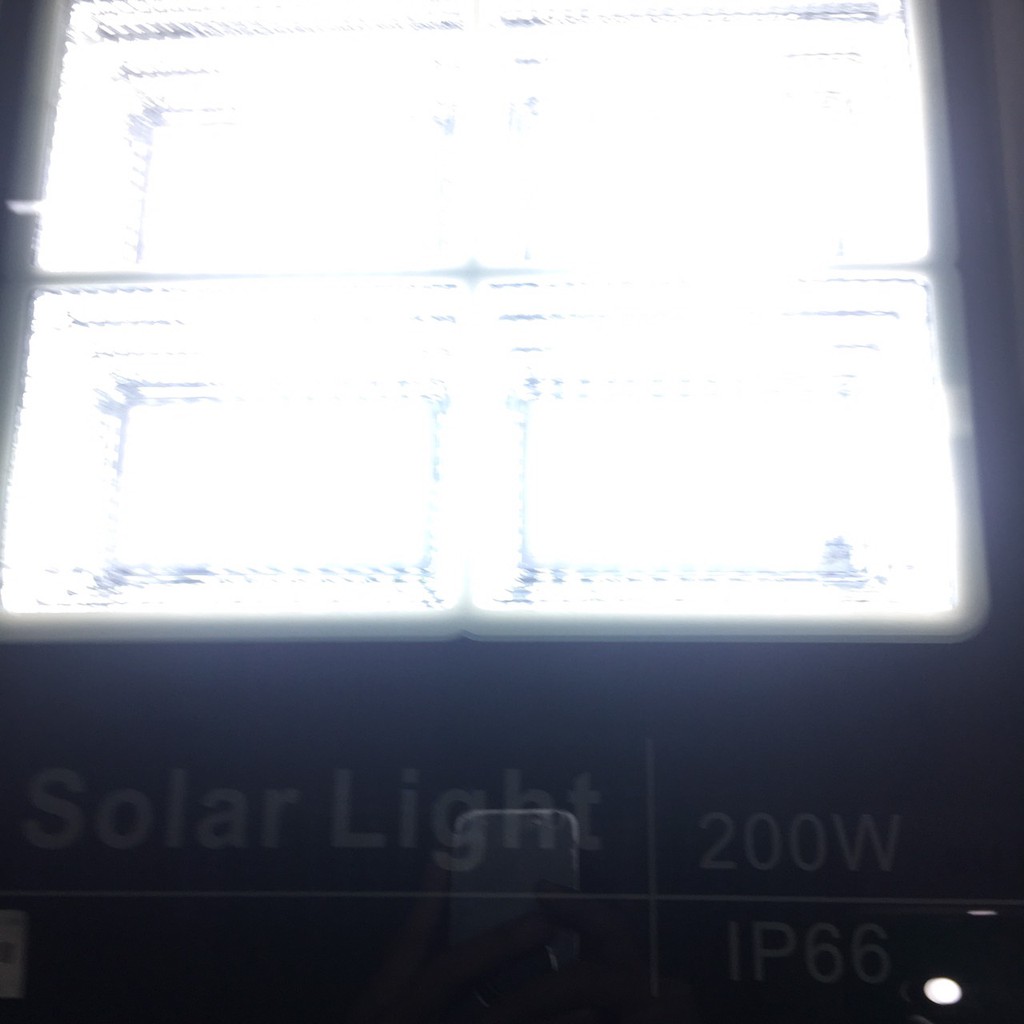 Đèn năng lượng mặt trời 100W/200W/300W thân nhôm cao cấp - Điện Việt
