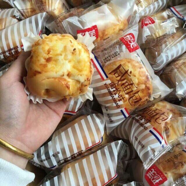 Bánh sốt ruốc phô mai 13k/2 cái