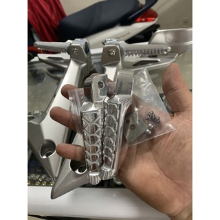Gác chân honda yamaha nhôm nguyên khối
