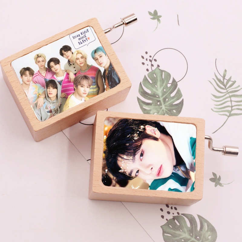 Hộp Nhạc Quay Tay Đồ Chơi Ellen Stray Kids BANGCHAN LEE KNOW HAN FELIX