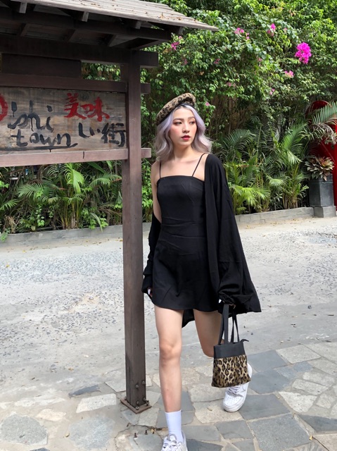 Nguyên set đầm hai dây và áo khoác | BigBuy360 - bigbuy360.vn