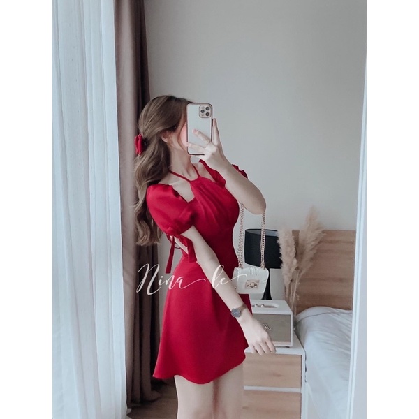 ĐẦM ĐỎ CỔ YẾM TAY BỒNG NƠ