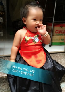 Yếm đào cho bé
