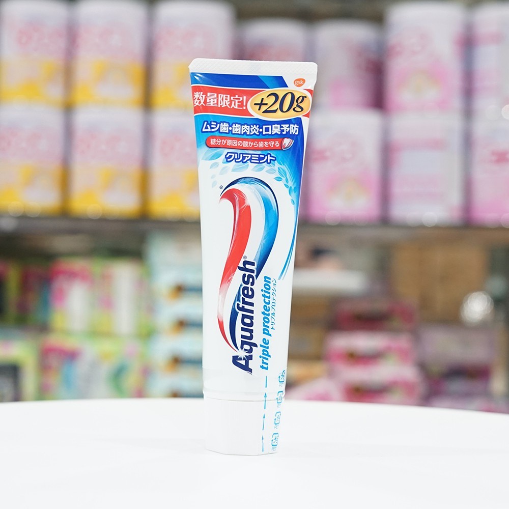 Kem đánh răng Aquafresh Nhật Bản