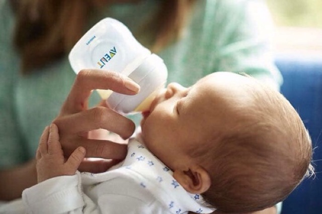 [Mã FMCG8 giảm 8% đơn 500K] Bình sữa cho bé Avent Chính ngạch 125ml, 260ml