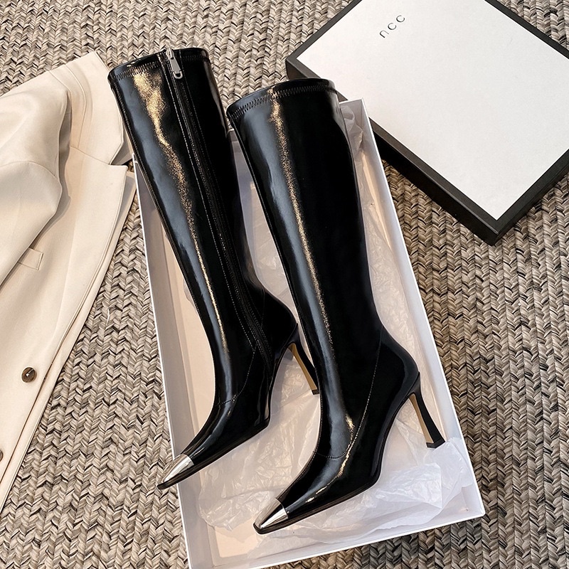 Boot da bóng mũi nhọn mũi bạc