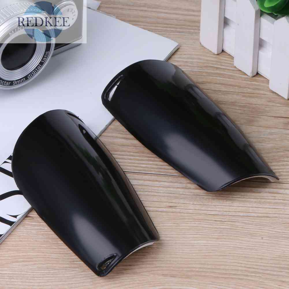 2 Miếng Đệm Bảo Vệ Chân Khi Chơi Bóng Đá