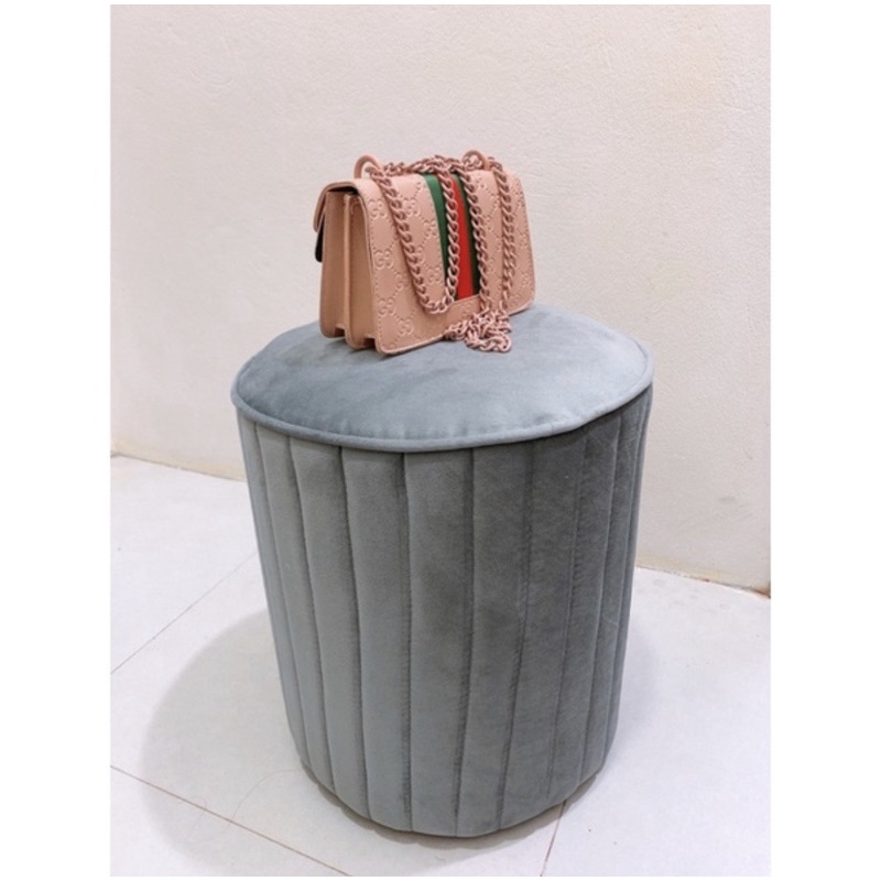 Ghế đôn nhung bàn trang điểm 𝑯𝑨̀𝑵𝑮 𝑳𝑶𝑨̣𝑰 1 ghế sofa G̶I̶Á̶ ̶4̶5̶0̶K̶  𝐠𝐢𝐚̉𝐦 𝐜𝐨̀𝐧 𝟑𝟓𝟓𝐤 | BigBuy360 - bigbuy360.vn