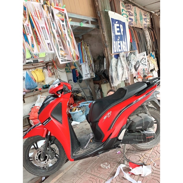 Tem xe SH - Tem chỉ AMG phản quang phản quang mầu đỏ đen