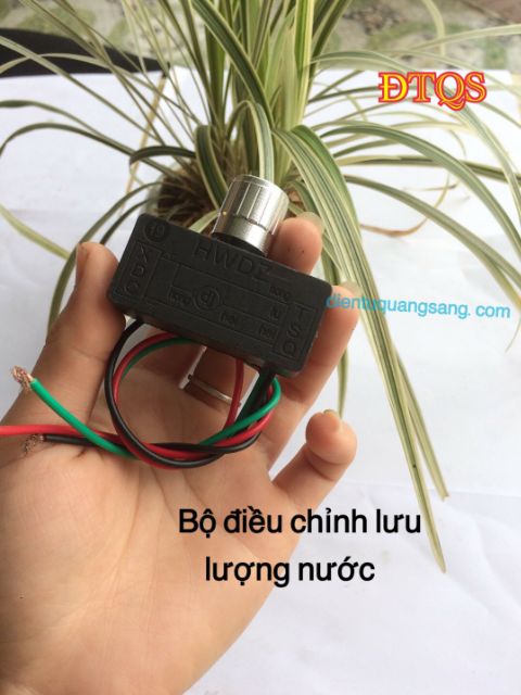 Bộ MÁY BƠM mini Đôi 9l/min, RỬA XE , VỆ SINH ĐIỀU HÒA đa năng Đỉnh Phong ( Bảo hành 6 tháng lỗi 1 đổi 1 )