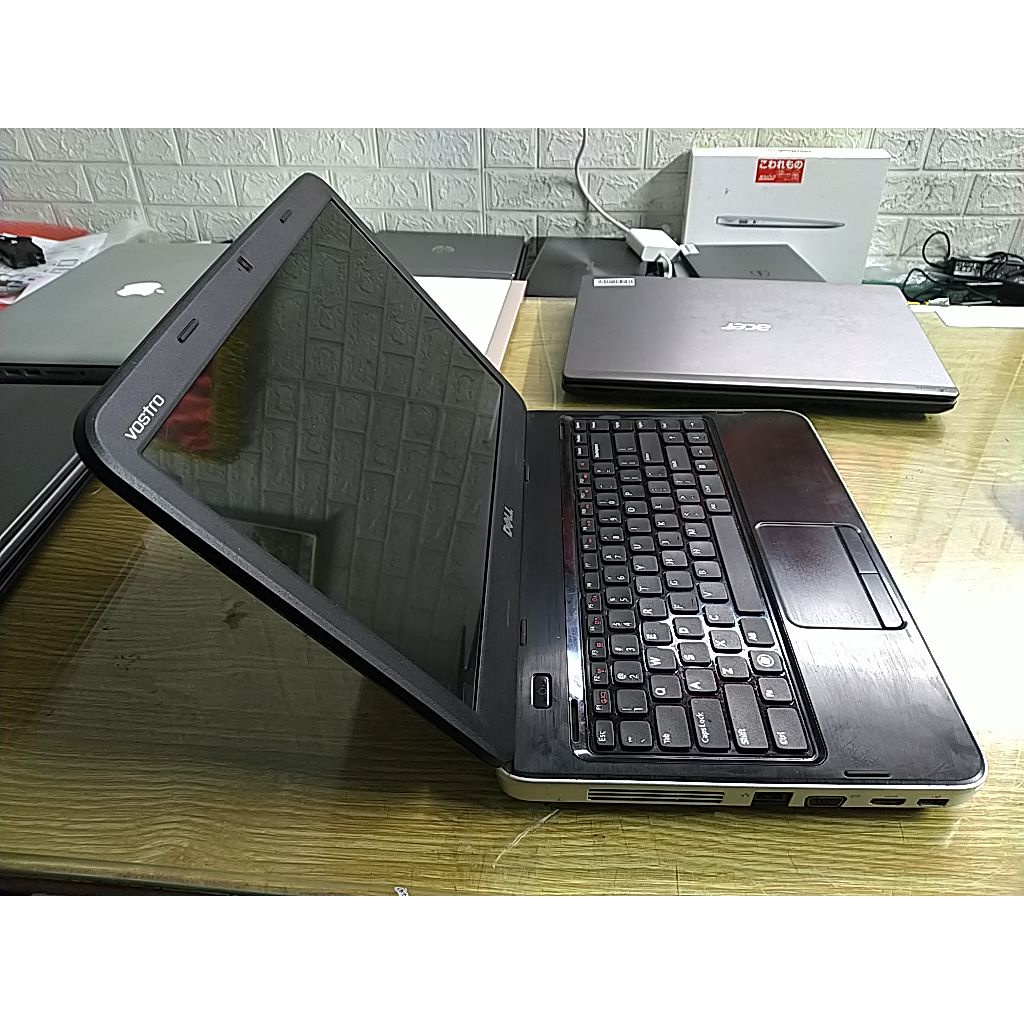 LAPTOP DELL VOSTRO 1440