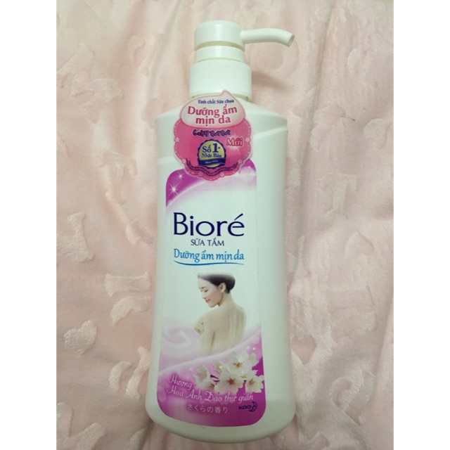 Sữa tắm dưỡng ẩm biore (thanh lý)