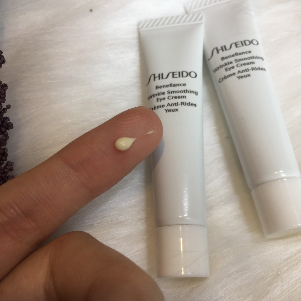 Kem dưỡng mắt Shiseido Benefiance Wrinkle Smoothing Eye Cream - 5ml | BigBuy360 - bigbuy360.vn