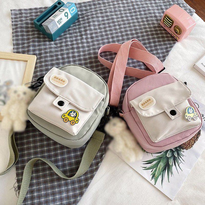 Túi đeo chéo bằng vải bạt kiểu hoạt hình đáng yêu theo phong cách Hàn Quốc