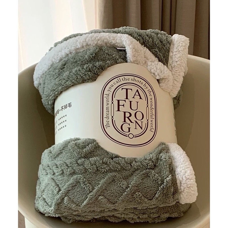 Chăn len lông cừu TAFURONG LOẠI 1, Mền len Mông cổ thế hệ mới kích thước 2mx2m3 nặng 2,6kg