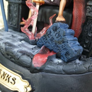 Mô hình Tứ Hoàng Shanks Tóc Đỏ