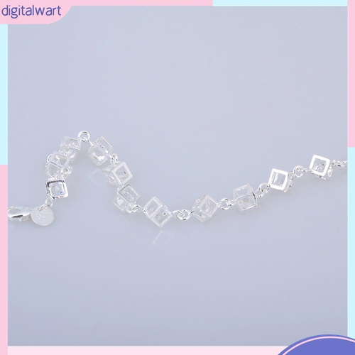 Vòng Tay Mạ Bạc Hình Khối Lập Phương Đính Đá Pha Lê Trong Suốt Thời Trang Cho Nữ