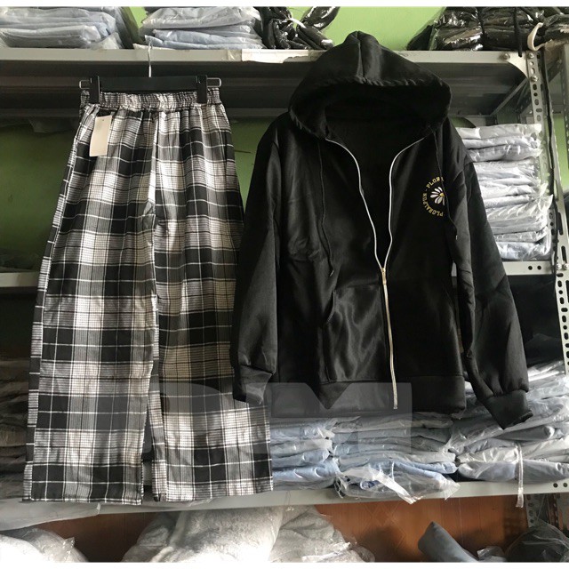 Áo khoá hoa foloral+quần kẻ đen PM