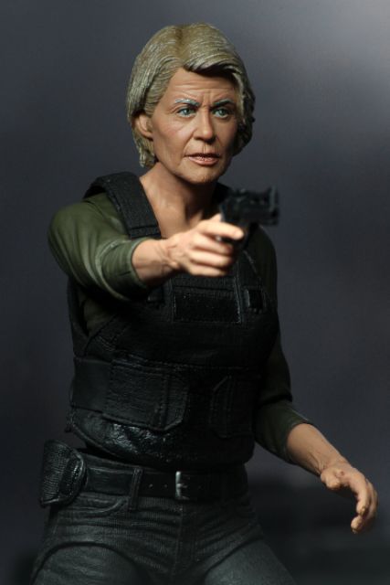 Mô hình NECA Terminator Dark Fate Sarah Connor