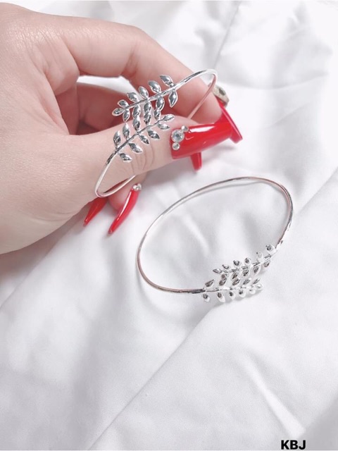 LẮC TAY LÁ SANG CHẢNH CHO NỮ - TRANG SỨC BẠC TA